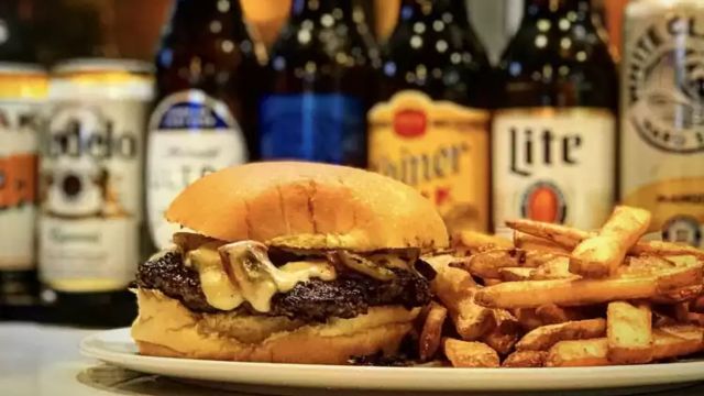 Discover The Top 10 Burger Spots In Austin TX 1 
