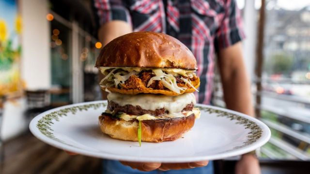 Discover The Top 10 Burger Spots In Austin TX 
